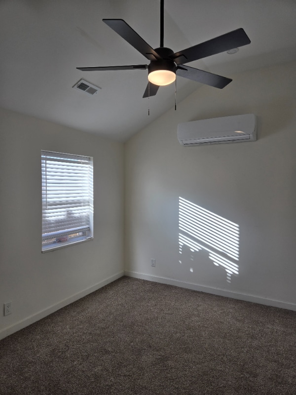 Photo - 131 2nd St House