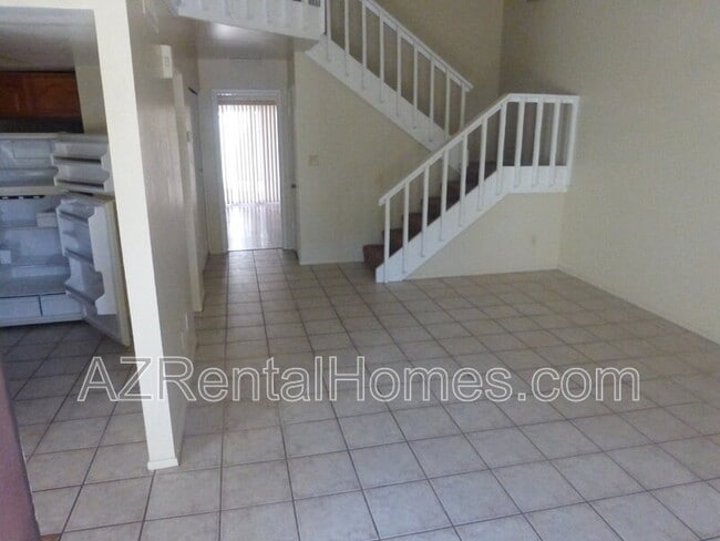 Foto del edificio - 2139 E Sanos Dr