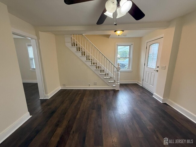 Foto del edificio - 861 Georges Rd