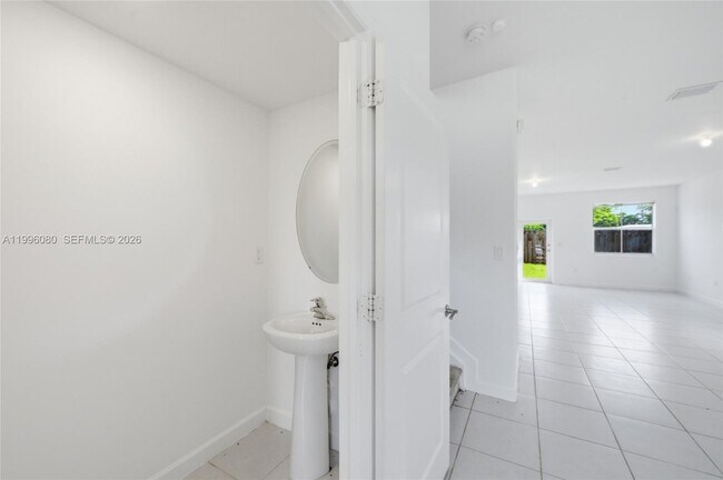 Building Photo - 2345 NW 131st Cir