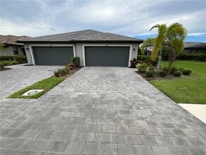 Building Photo - 14001 Pine Lodge Ln