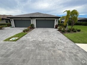 Building Photo - 14001 Pine Lodge Ln