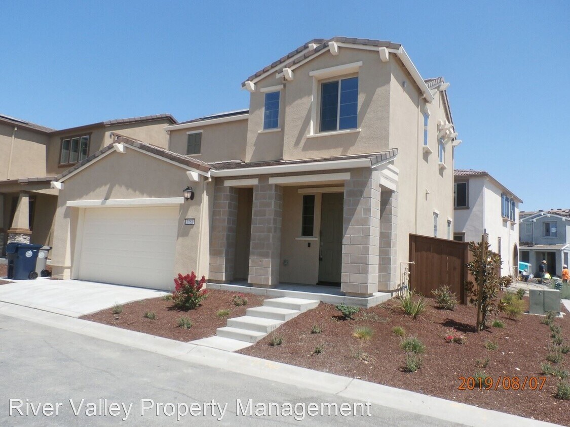 Primary Photo - 3 br, 2.5 bath House - 3753 Po River Way