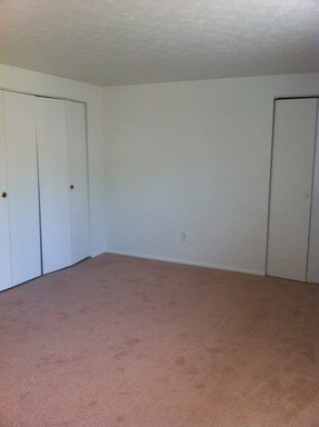 Building Photo - 5852 Birch Ln
