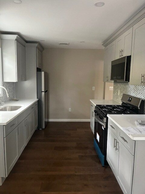 Foto principal - 1090 E 59th St