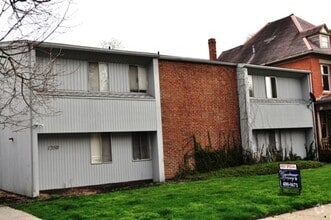 Building Photo - 1350 Highland St