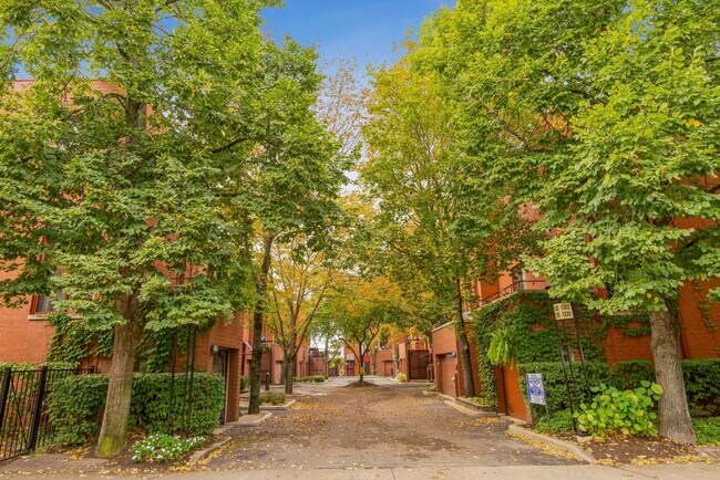 Foto del edificio - 1320 S Federal St