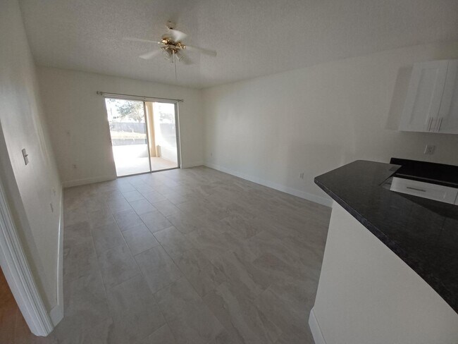 Foto del edificio - 1125 White Oak Cir