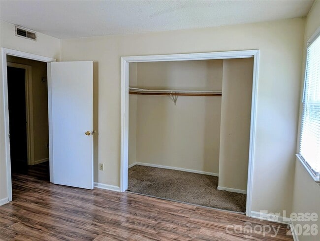 Building Photo - 354 Harrill St