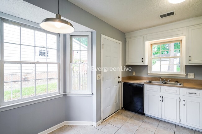 Foto del edificio - 108 Gales River Rd