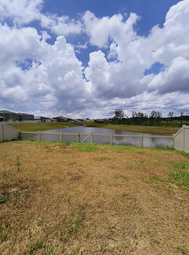 Building Photo - $500 OFF THE RENT ON SECOND MONTH !!! Beau...