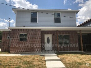 Building Photo - 3203 McCart Ave