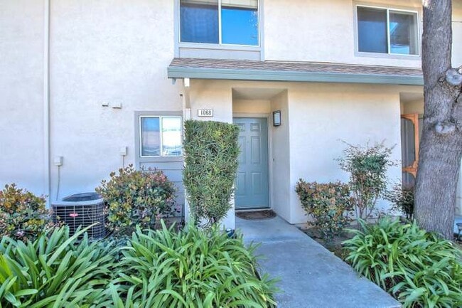 Photo - 1068 Summerplace Dr Townhome