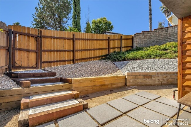 Foto del edificio - 22256 Avenue San Luis