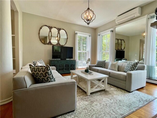 Foto del edificio - 541 Bellevue Ave