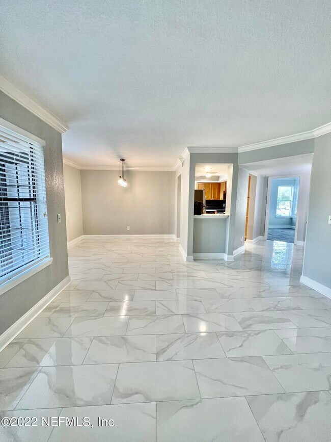 Foto del edificio - 887 Coral Reef Way