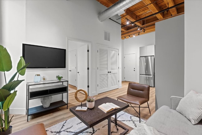 Building Photo - 150 W Ohio St