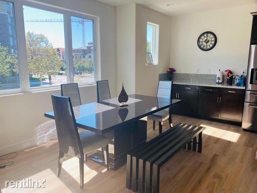 Foto del edificio - 3 br, 3 bath Townhome - 5721 Dublin Boulevard