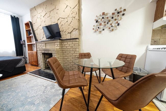 Foto del edificio - 2 W 86th St