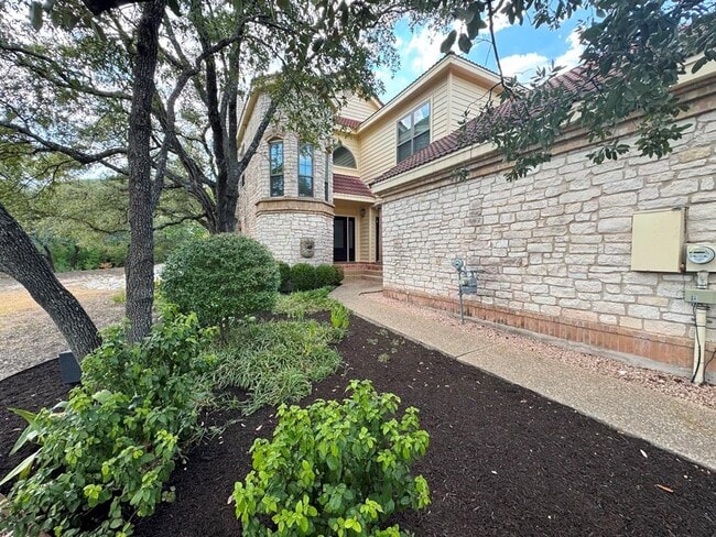 Foto del edificio - 6401 Wallace Cove