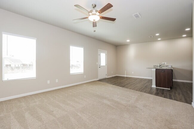 Foto del edificio - 2228 Lismore Dr