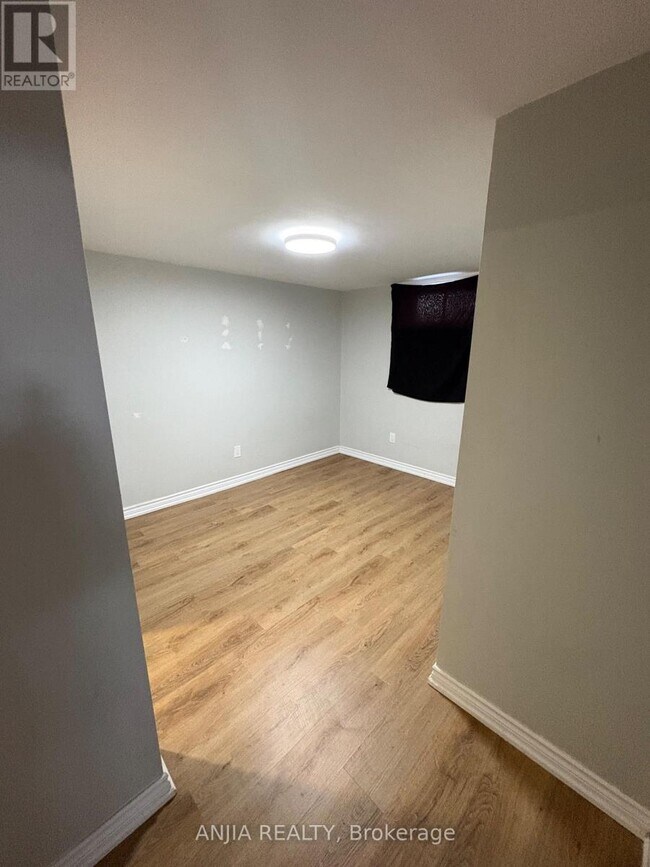 Photo du bâtiment - 473 Gibbons St