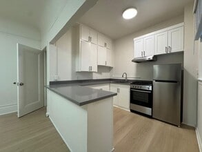 Building Photo - 1600 California St