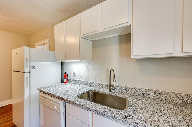 Foto del edificio - 2835 NW 22nd St