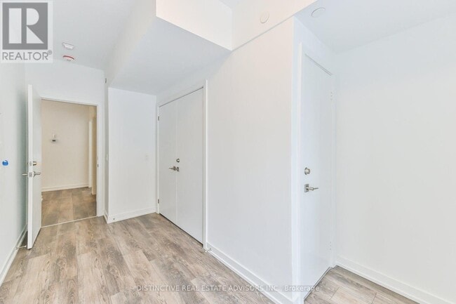 Photo du bâtiment - 3069 Pharmacy Ave