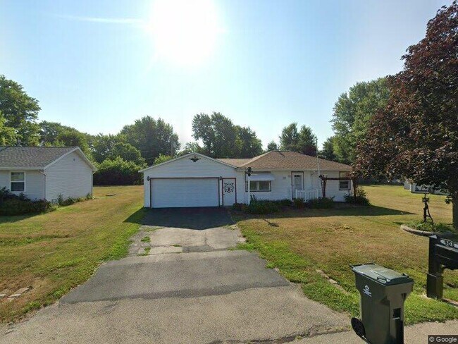 Vista frontal - 908 West Ave