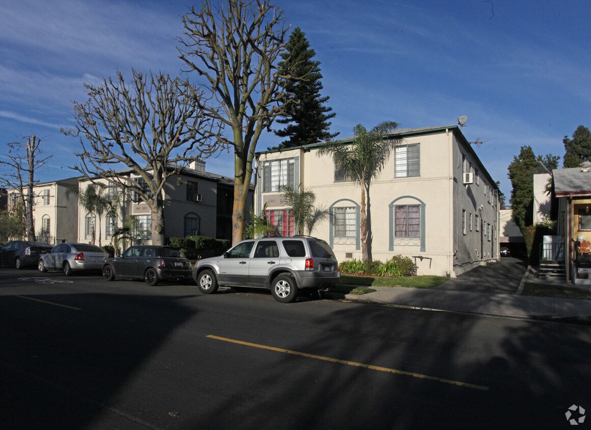 Building Photo - 2807-2813 St George St