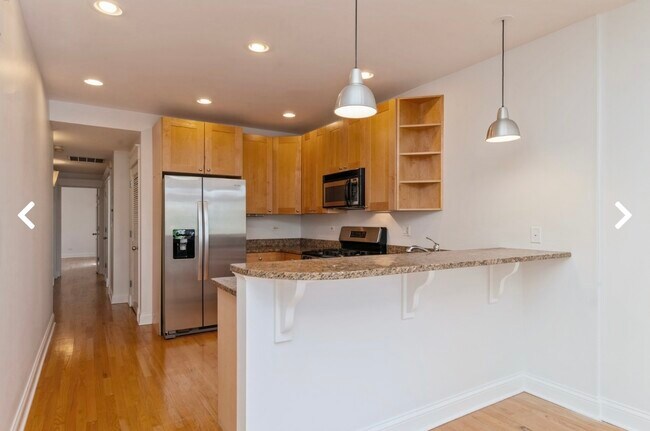 Foto del edificio - 1405 N Wells St
