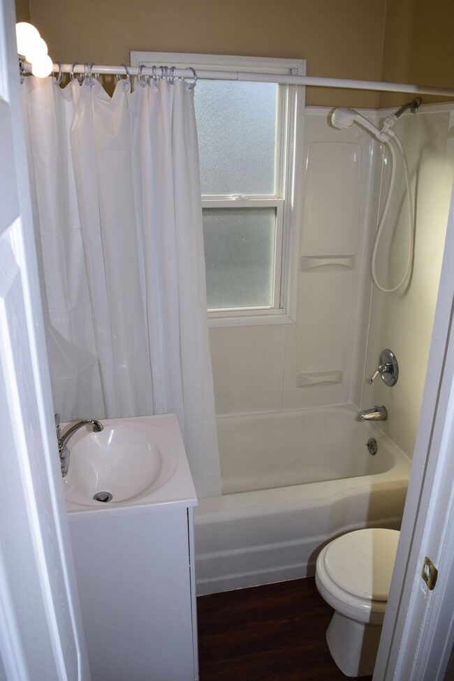 Bathroom - 425 32nd Street Northeast