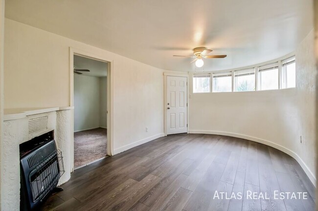 Photo - 1459 Roberta St Apartment