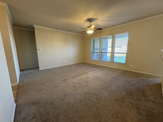 Foto del edificio - 5607 Markham Dr