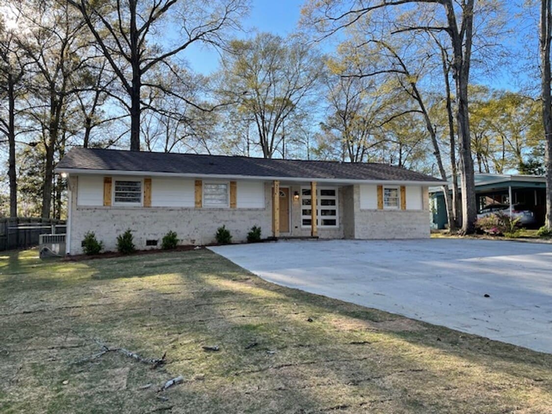 Beautiful 3-Bedroom Home Near Auburn University! - Beautiful 3-Bedroom Home Near Auburn University!