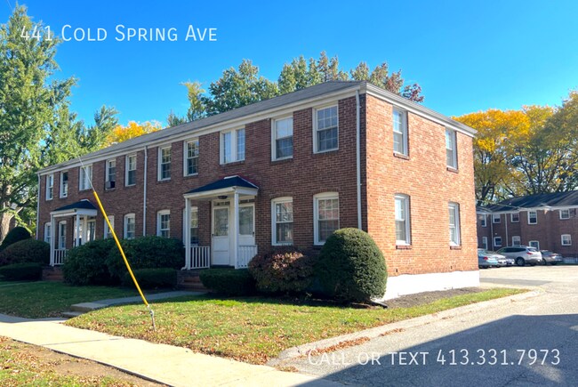 Building Photo - Gorgeous 2 BD Condo!! Heat and hot water i...