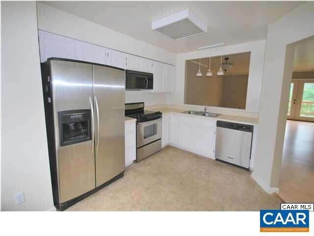 Foto del edificio - 1235 Maple View Dr