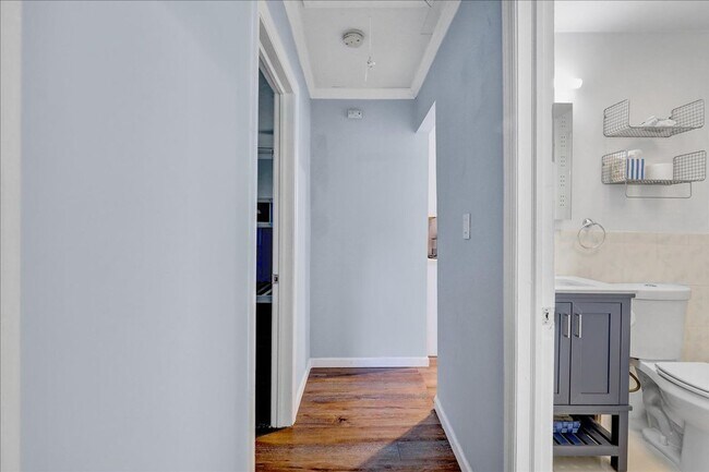 Foto del edificio - 3 Bed Apartment in North Middletown
