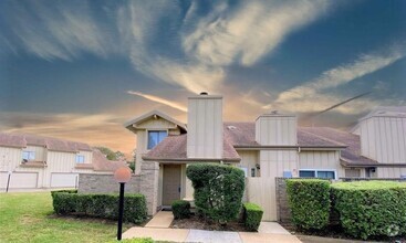 Building Photo - 13611 Garden Grove Ct