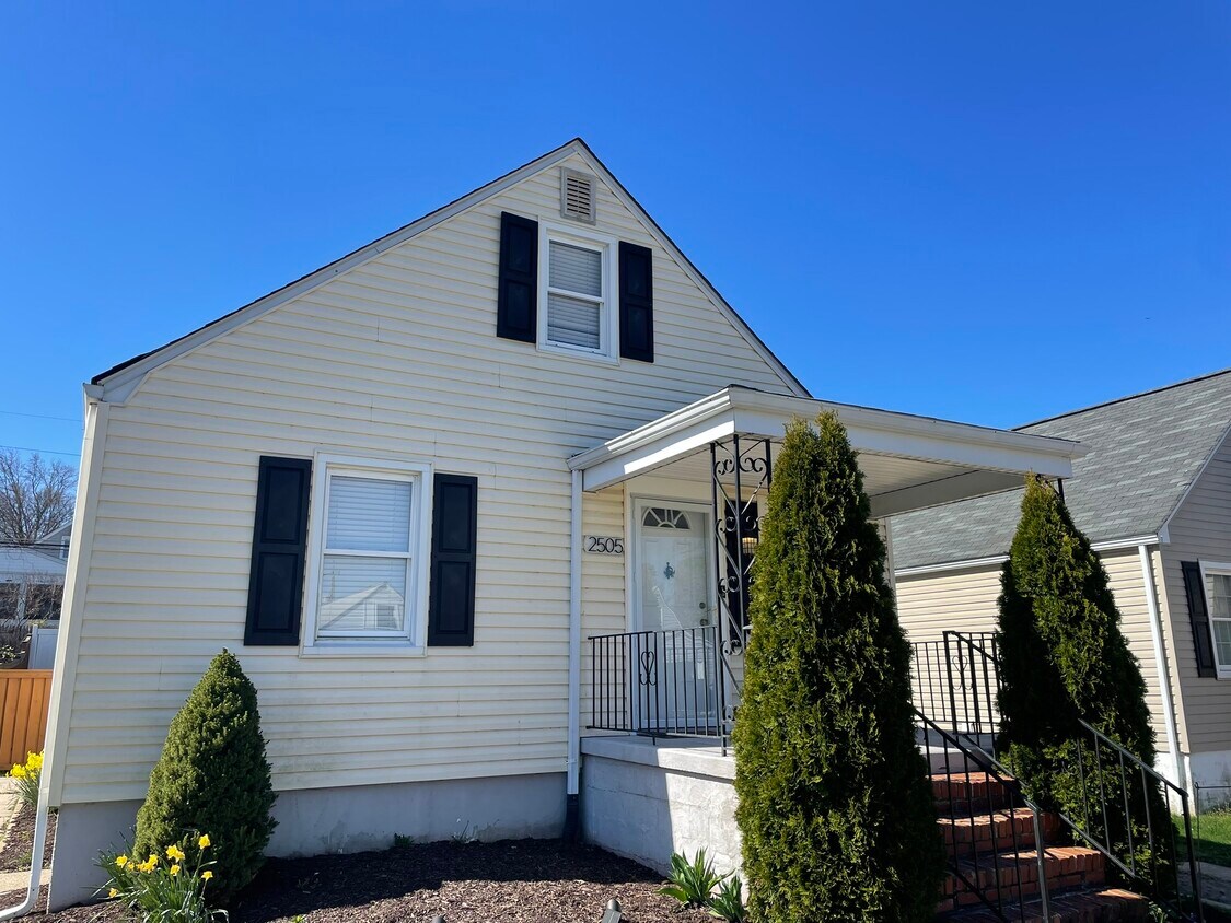 2505 Linwood Rd, Parkville, MD 21234 House Rental in Parkville, MD