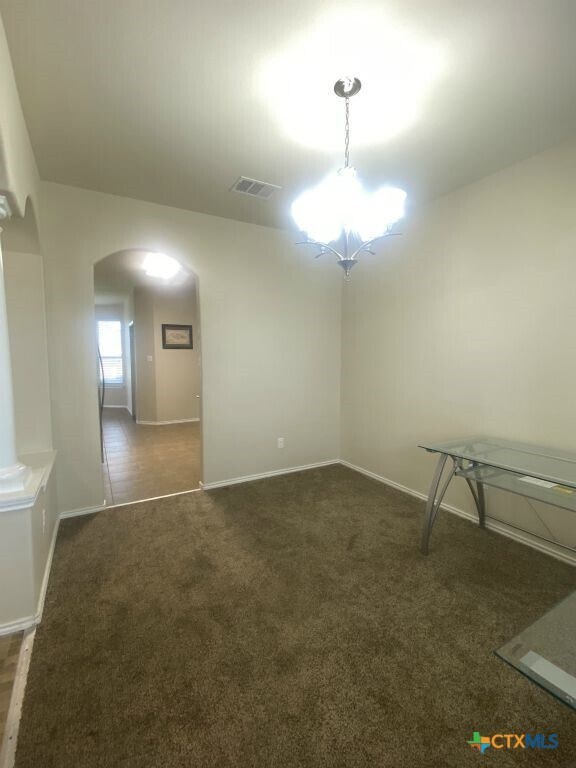 Foto del edificio - 4808 Green Meadow St