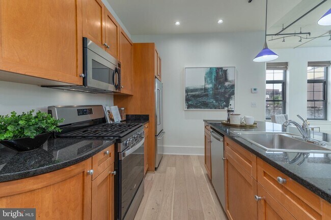 Foto del edificio - 2328 Champlain St NW