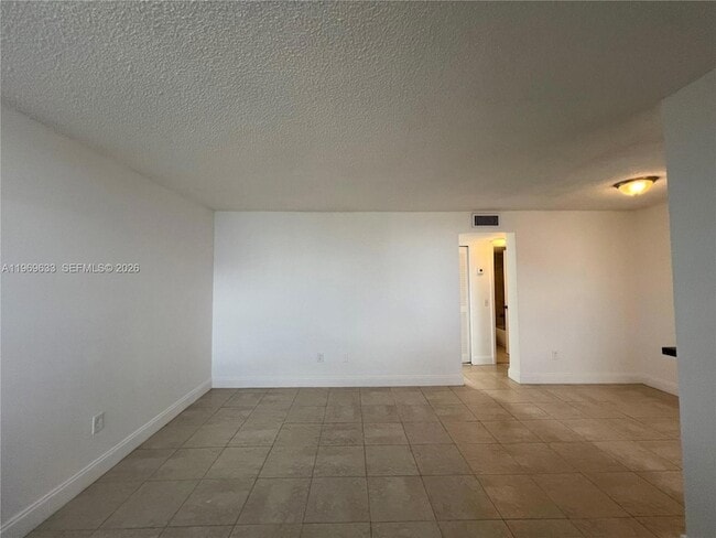 Photo - 1801 S Treasure Dr Apartment