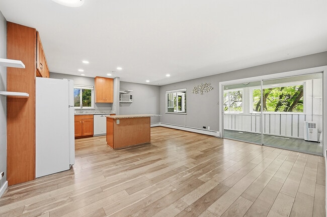 Photo - 2710 1/2 W Yale Ave Townhome