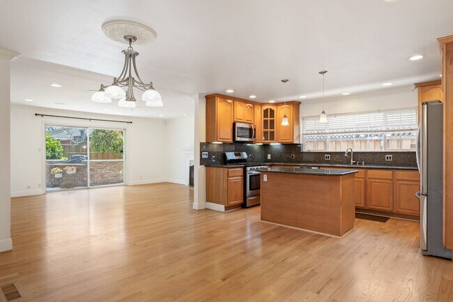 Foto del edificio - Private Oasis with a new price