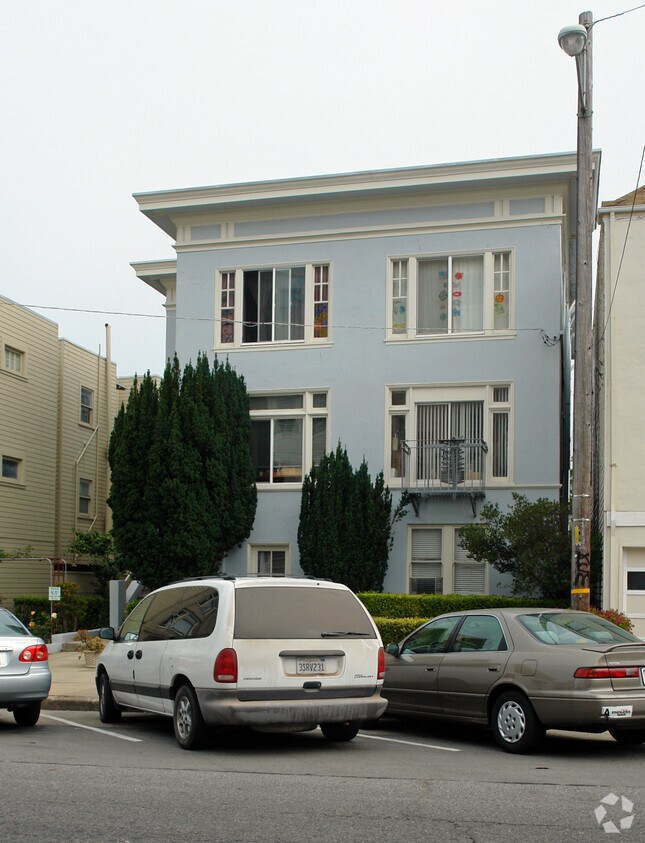Primary Photo - 1440-1442 Clement St