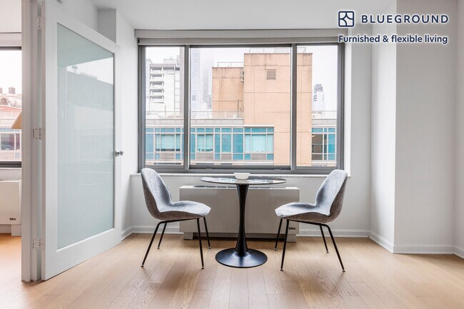 Building Photo - 535 W 23rd St