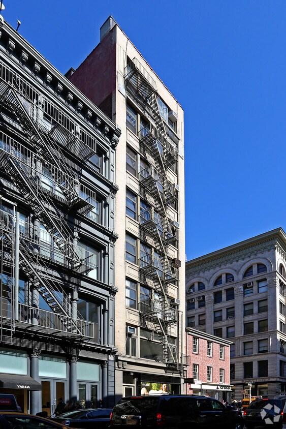 Building Photo - 145 Spring St