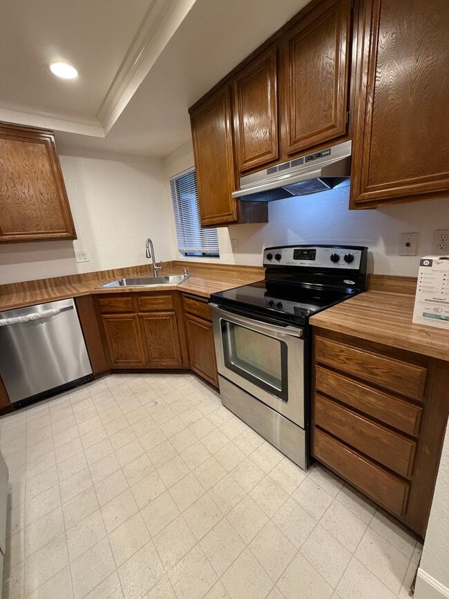 Foto del edificio - 1665 Braddock Ct